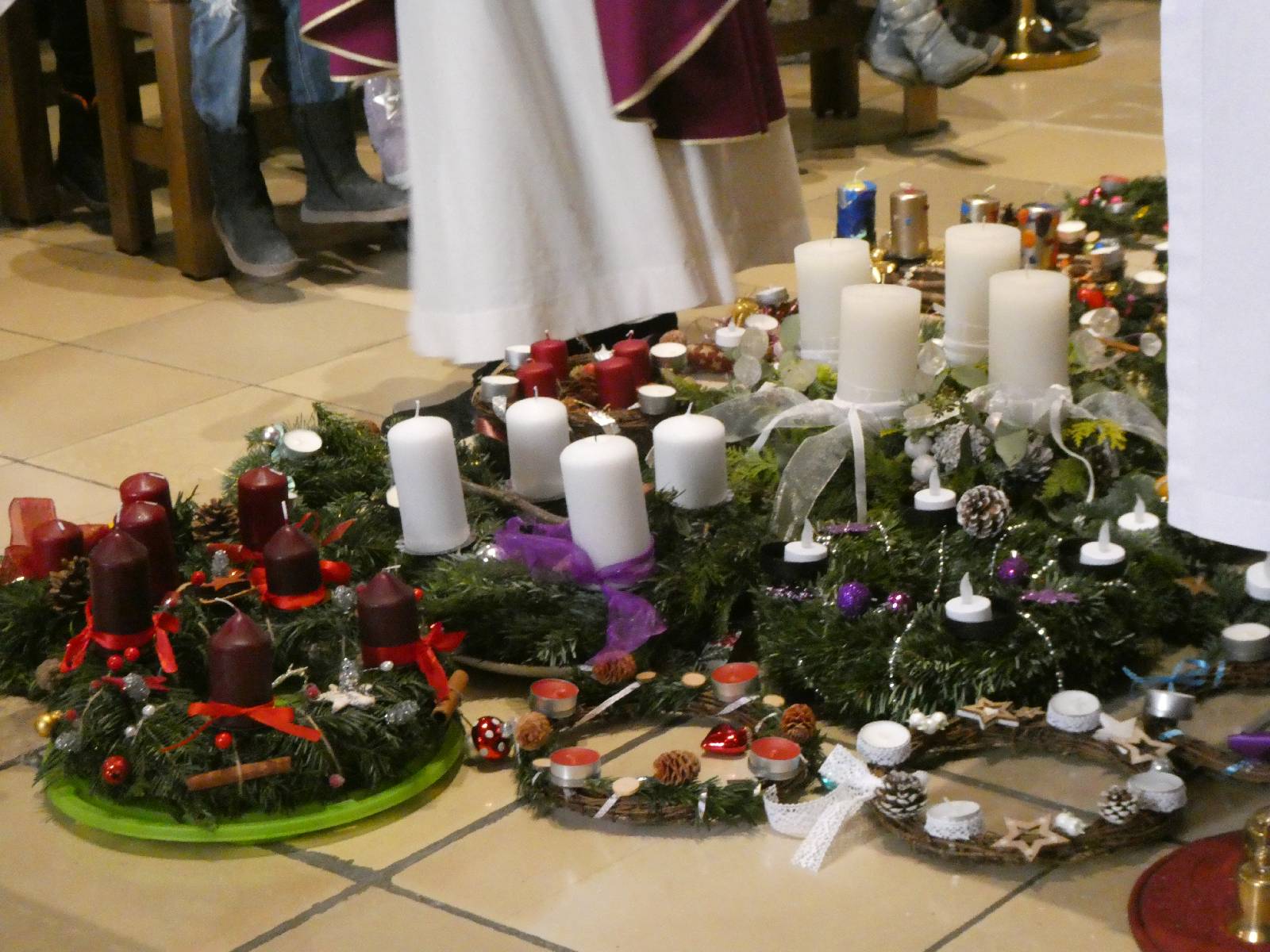 Adventkränze 1. Adventsonntag